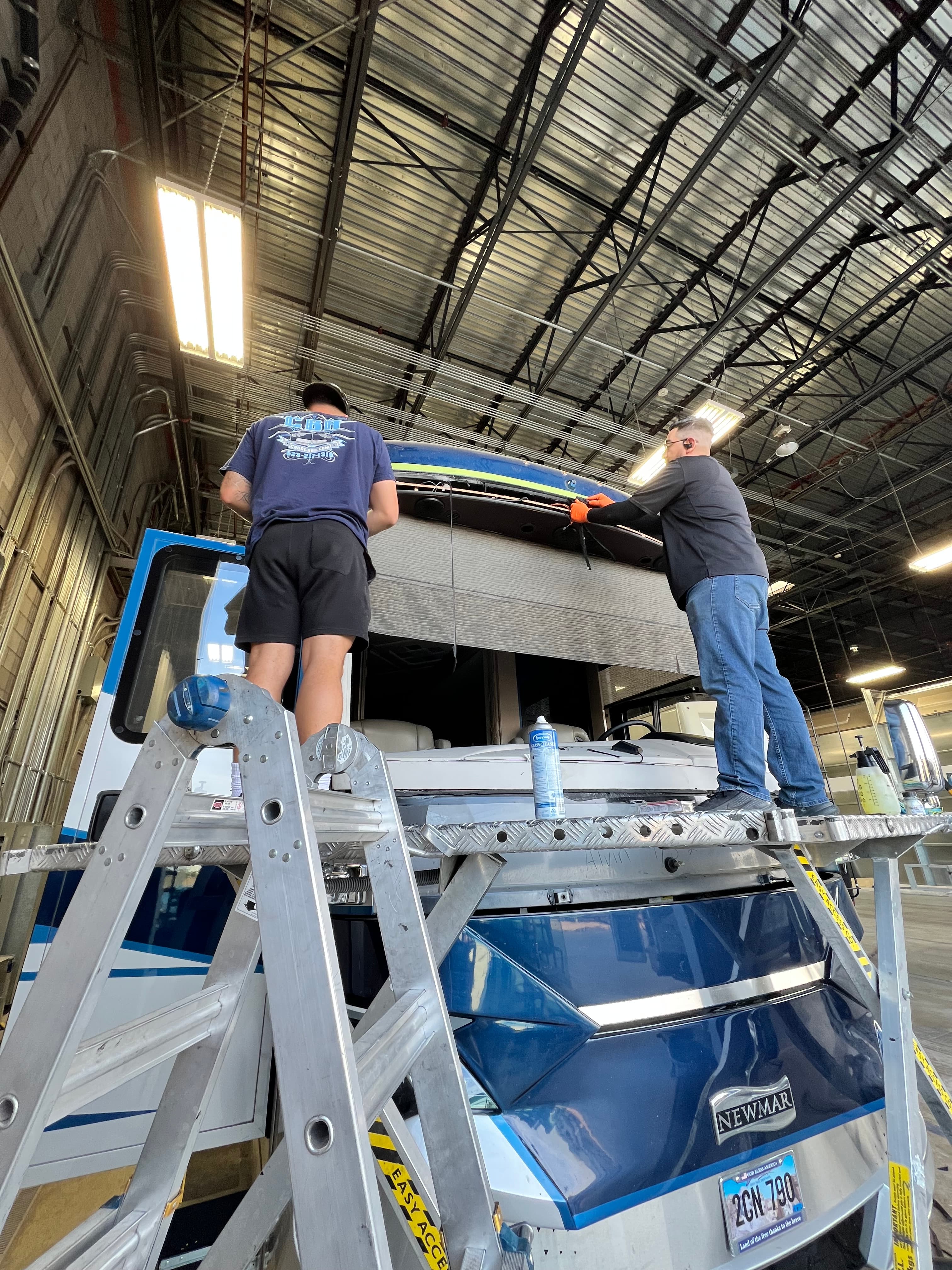 RV Windshield Repair service photo 10
